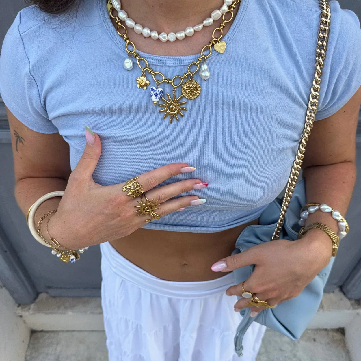 Cœur, étoile, coquillage… la signification des symboles de vos bijoux