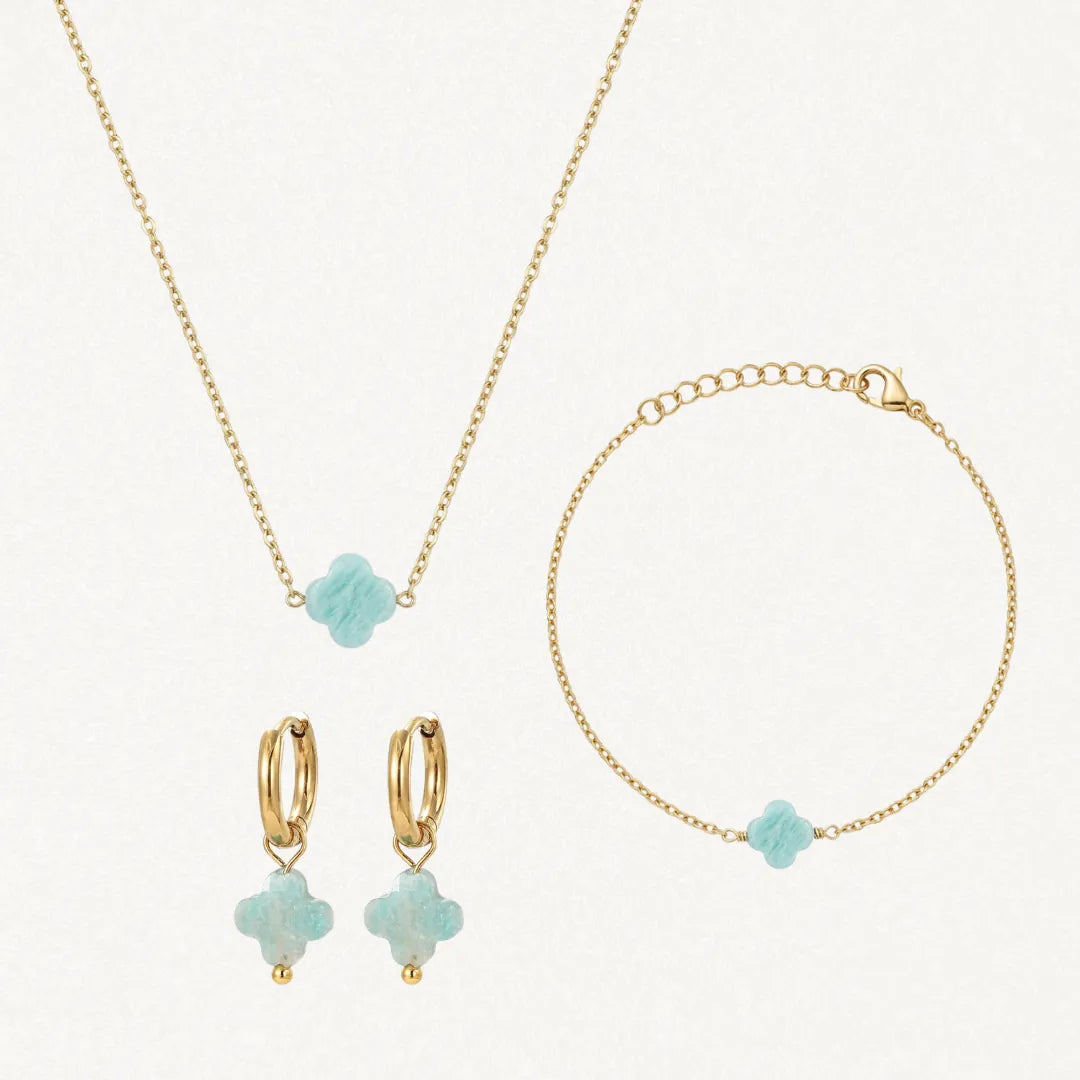 Parure: collier, bracelet, boucles d'oreilles acier inoxydable doré, motifs trèfle en pierre naturelle amazonite.