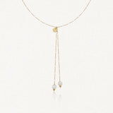Collier en Y en acier inoxydable doré, petites perles en pierre naturelle et double pendentif en agate blanche ronde.