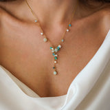 Collier en acier inoxydable doré en Y, avec breloques de perles d'eau douce blanches et d'amazonite bleues-vertes, sur un