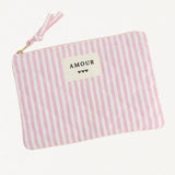 Pochette bijou rayée rose et blanc, matelassée, "AMOUR" et cœurs, fermeture éclair dorée.